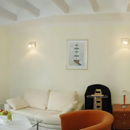 福斯豪斯莱姆斯特肯沃德酒店 酒店