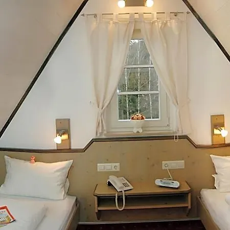Hotel Waldhotel Forsthaus Remstecken 3*