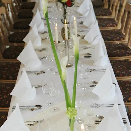 فندق Waldhotel Forsthaus Remstecken كوبلنس