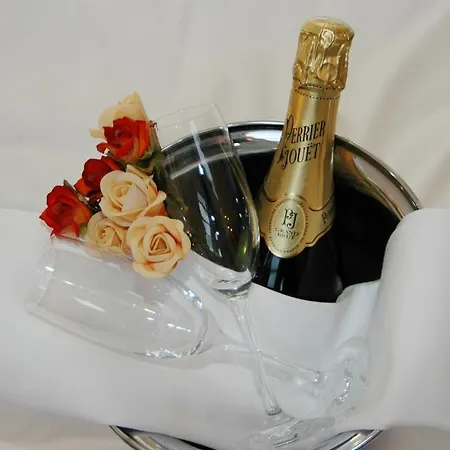 福斯豪斯莱姆斯特肯沃德酒店