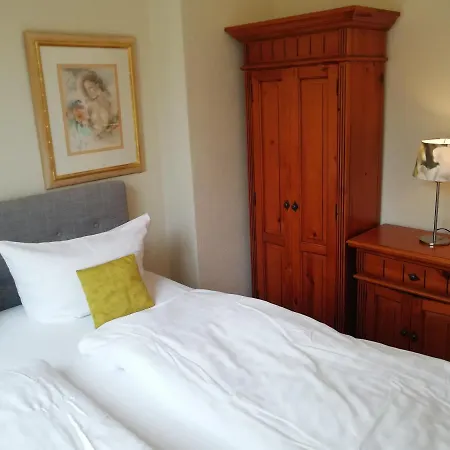 福斯豪斯莱姆斯特肯沃德酒店 3* 科布倫茨