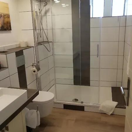 Waldhotel Forsthaus Remstecken فندق كوبلنس