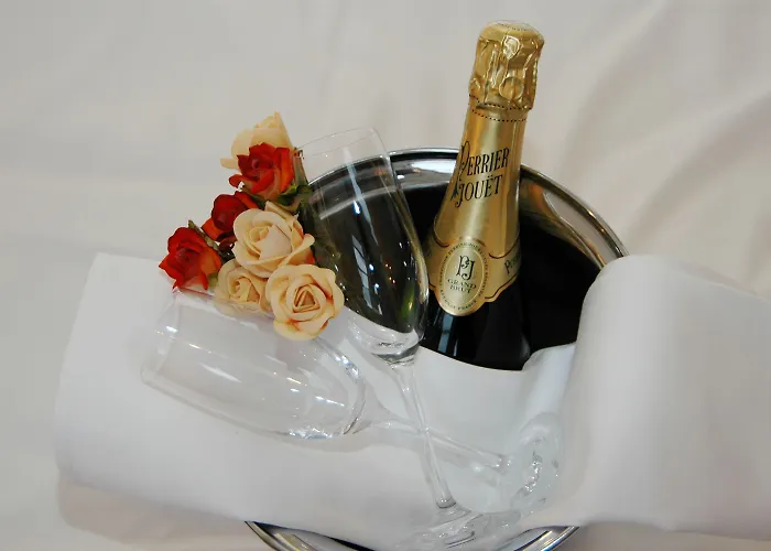 Waldhotel Forsthaus Remstecken 3*