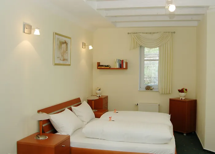 ホテル Waldhotel Forsthaus Remstecken 3*